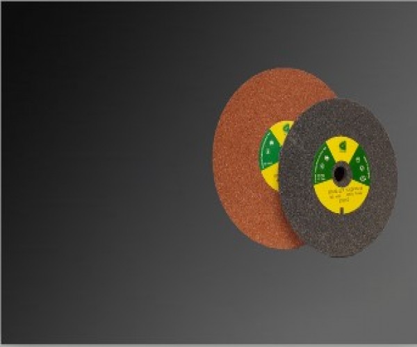 Ceramic and synthetic resin discs logo